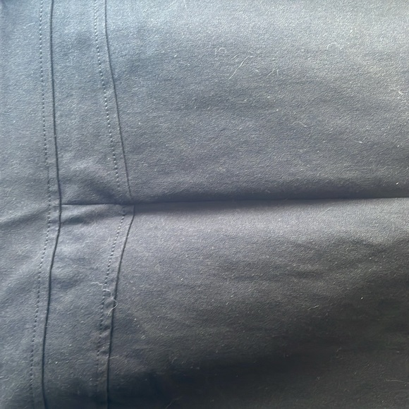 Black pencil skirt with side zip & back slit - Picture 4 of 9